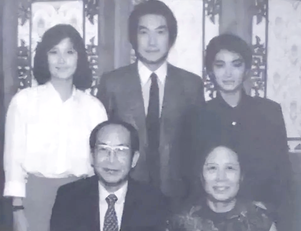 林青霞与林莉:跨越海峡的亲情故事