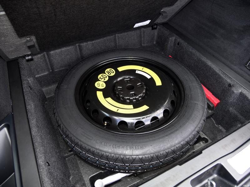 奔驰ml350备胎更换流程