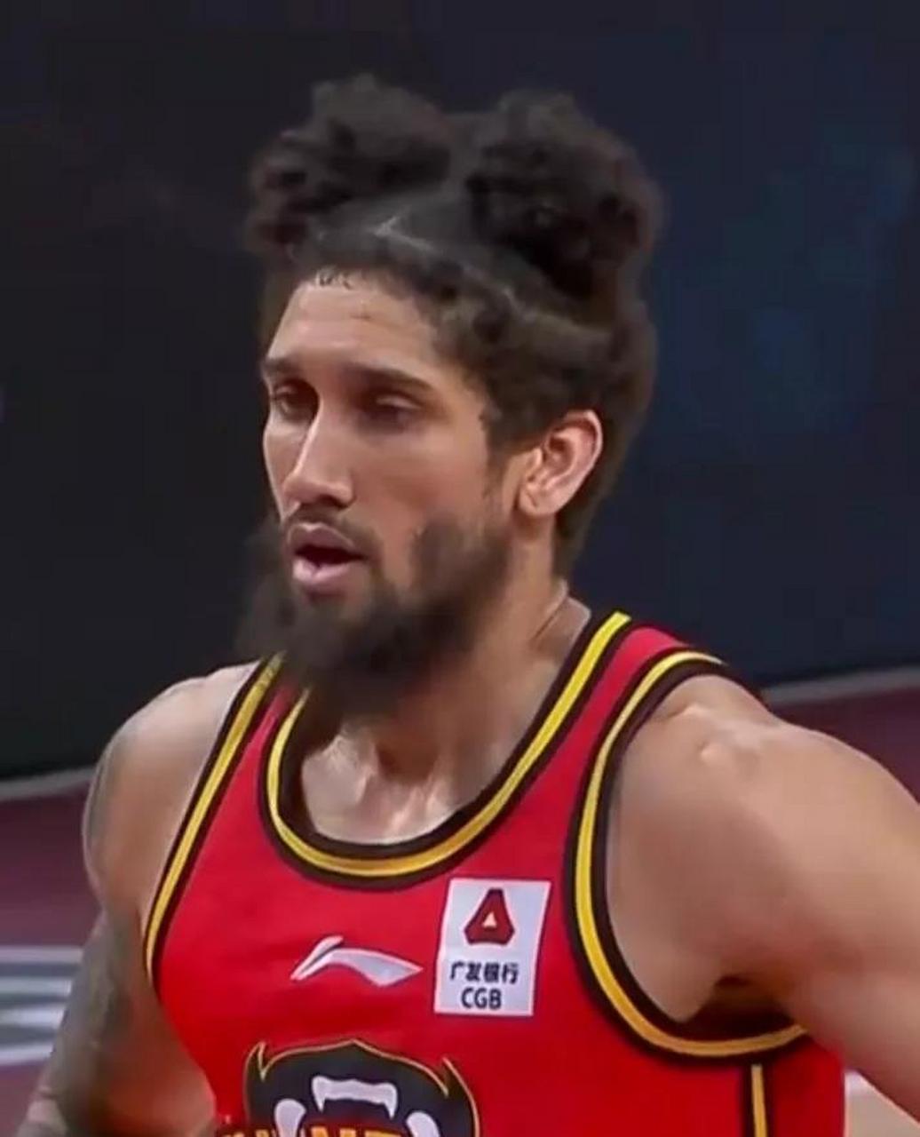 水货外援之深圳队布克,全名阿斯起亚-布克,cba季后赛深圳与浙江在半