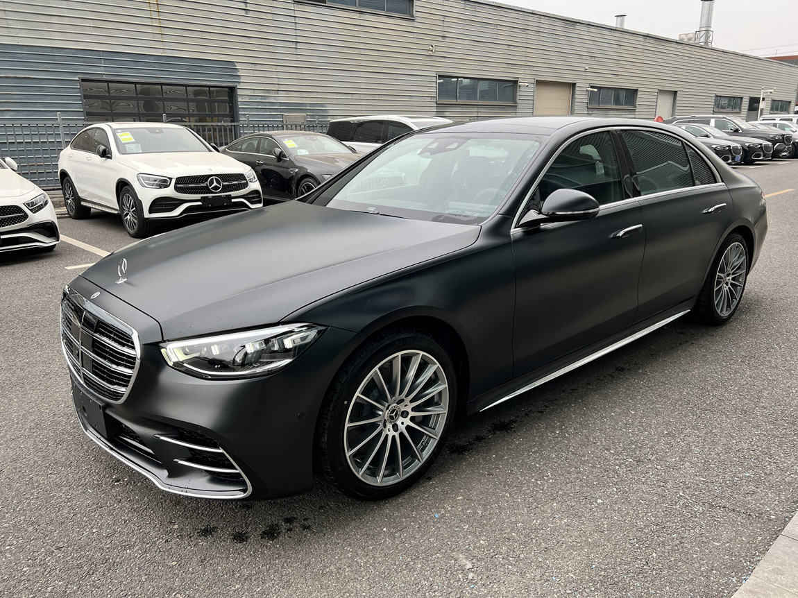 2023款奔驰s450l 4matic:23款奔驰s级最热销版本,裸车130.26万