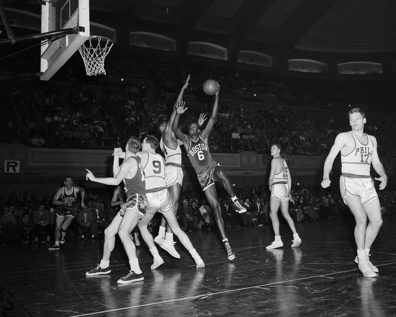 盘点圣诞大战各项历史纪录:单场最高60分 两名现役总得分排前五