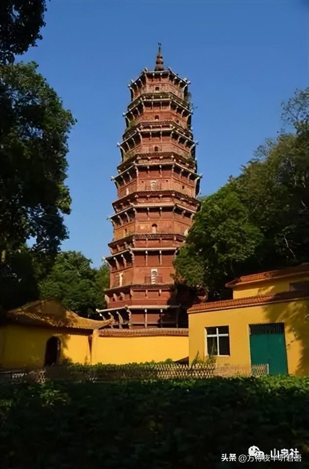 武汉著名的塔图片