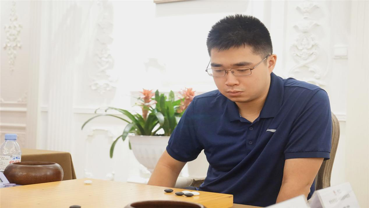 围棋国手范蕴若跳楼死亡,事发前5天睡不着,被曝患有重度抑郁症