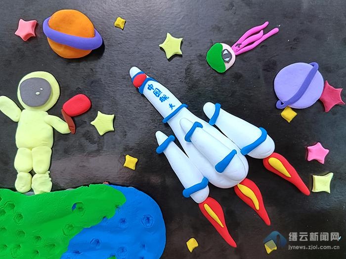 太空飞船火箭粘土作品图片