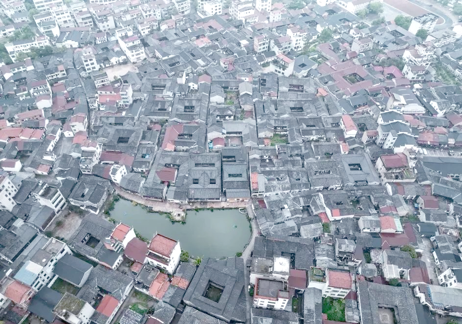 浙江永康市芝英镇:江南古镇焕发新活力,探索历史与现代交织的魅力之旅