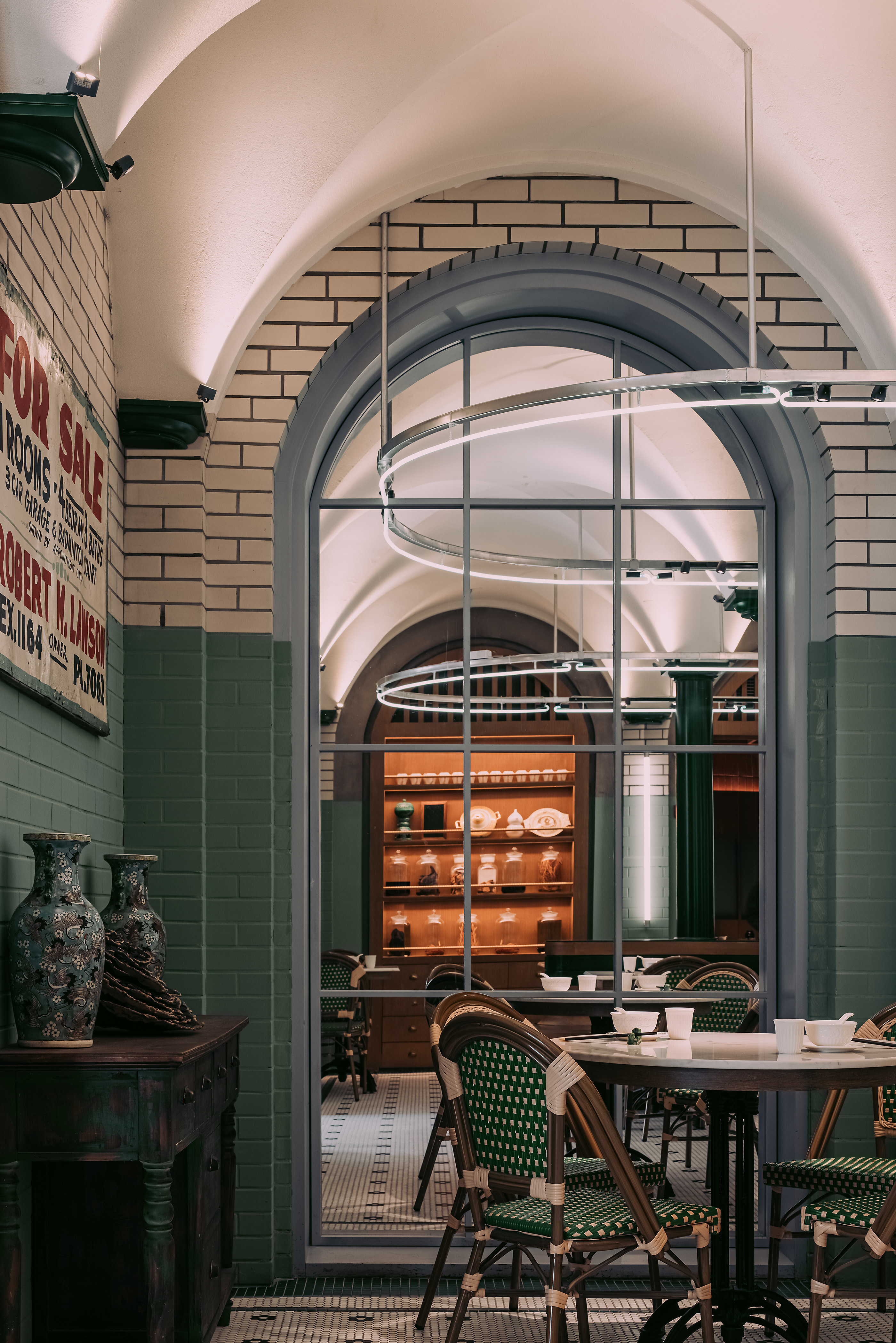 关于南京饭店装饰网站建设的信息