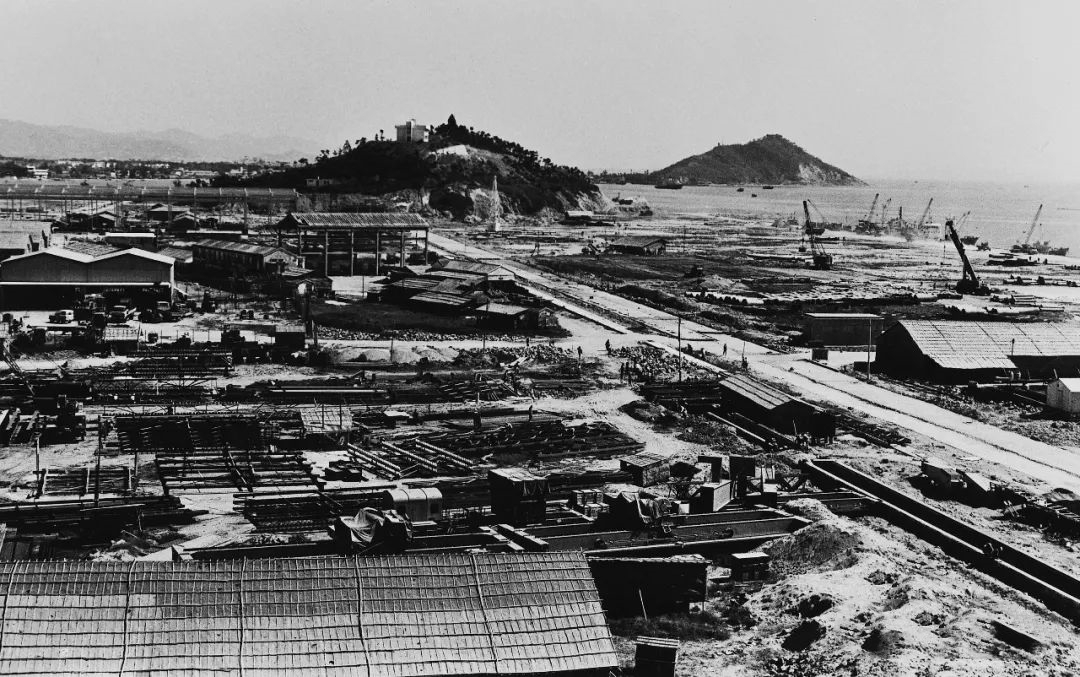 1987年一名广东老板,以525万拍下深圳8000平荒地,如今涨了30倍