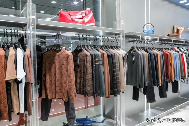 大白鲨衣服专卖店图片