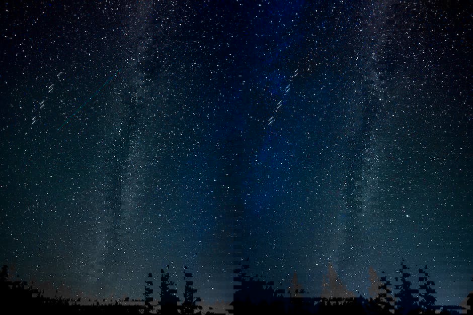 猎户座流星雨将迎来极大值,天顶流量达20颗/小时