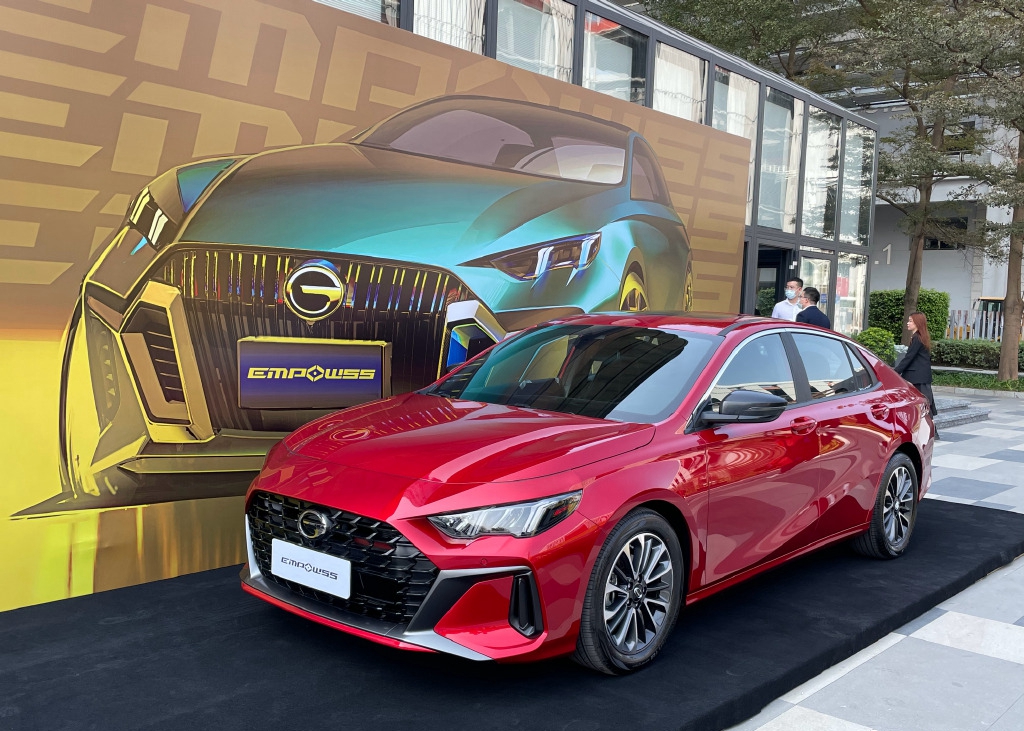 广汽传祺打造的"宽体轿跑",可7秒破百,自带跑车声浪,4月开售