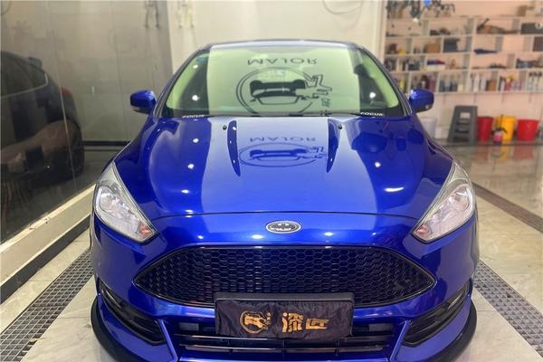 汽车贴膜-福特福克斯贴膜改色|ax波尔蒂芒蓝