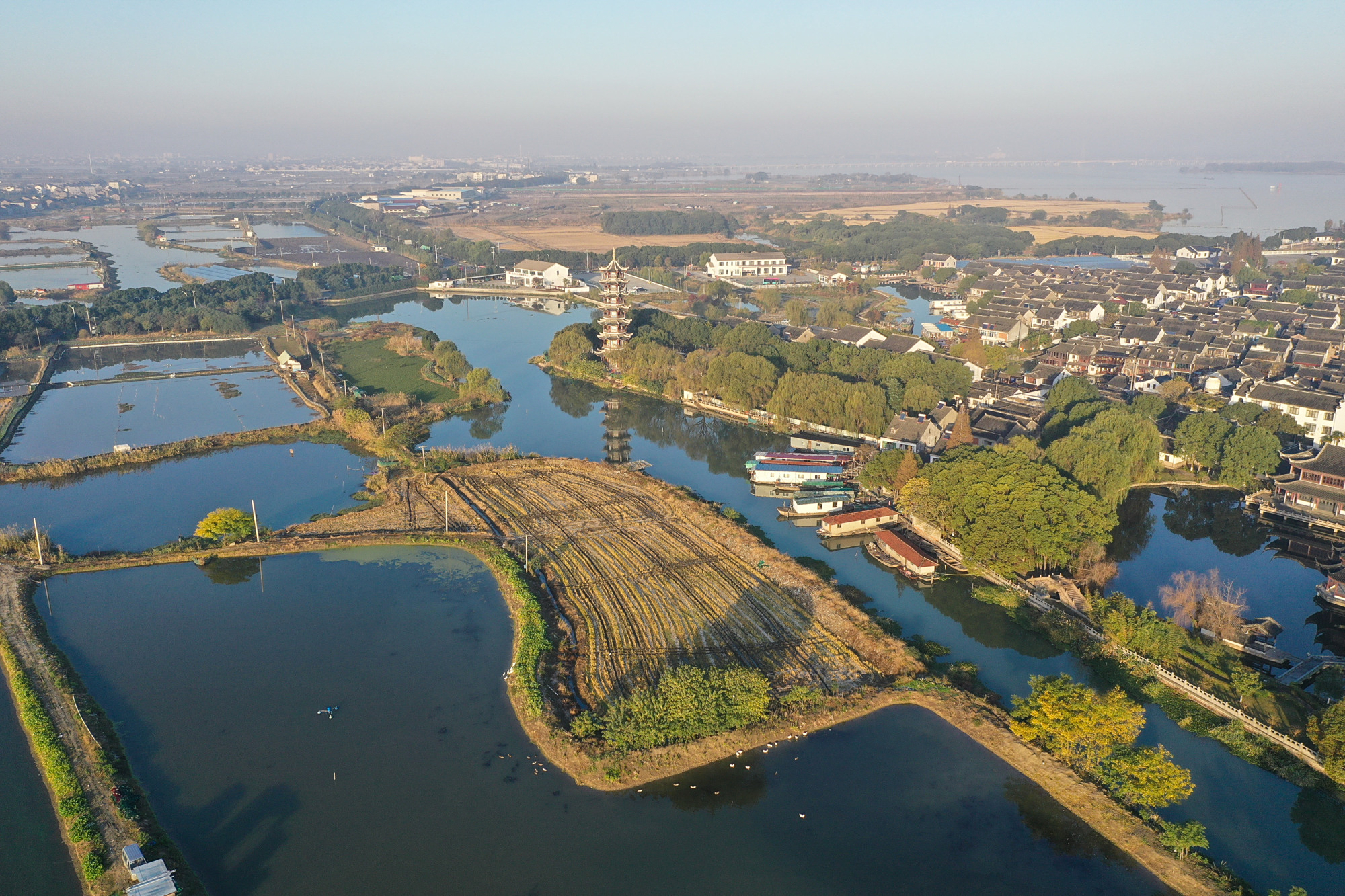 江苏昆山:水乡周庄晨曦美