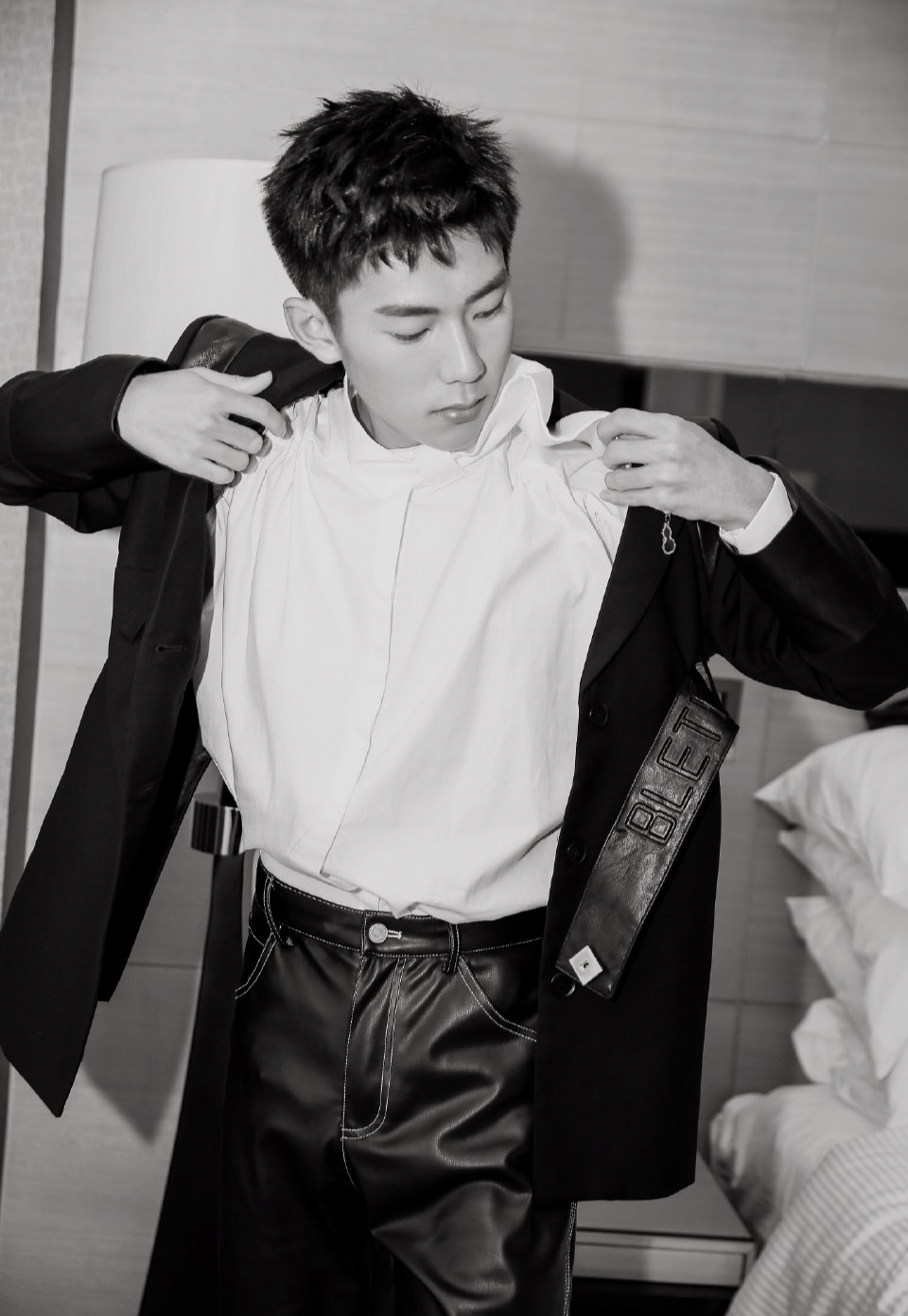 你是我的荣耀:难怪舟隐那么眼熟呢,原来是小欢喜的他,越长越帅