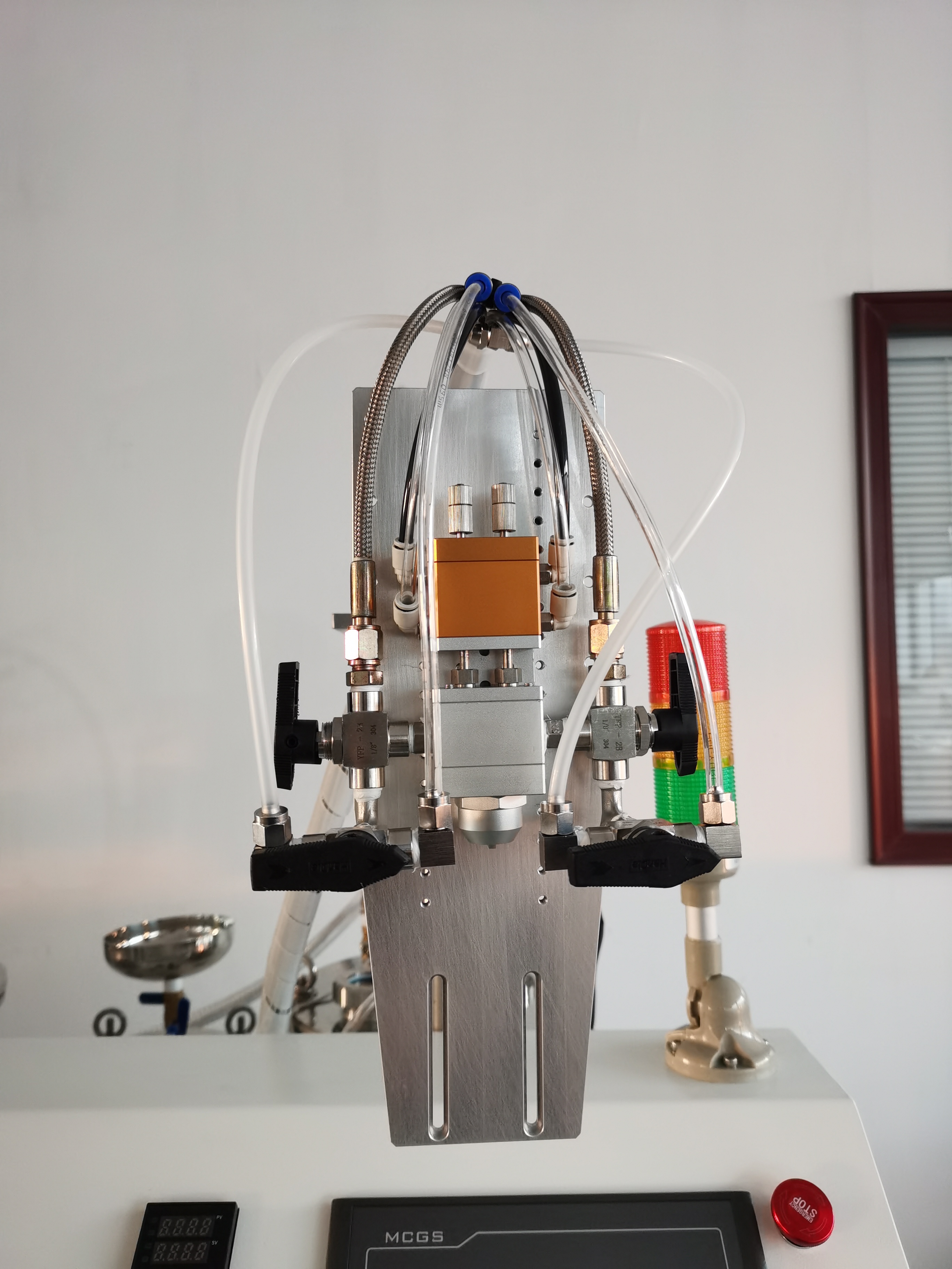 双工位半自动灌胶机