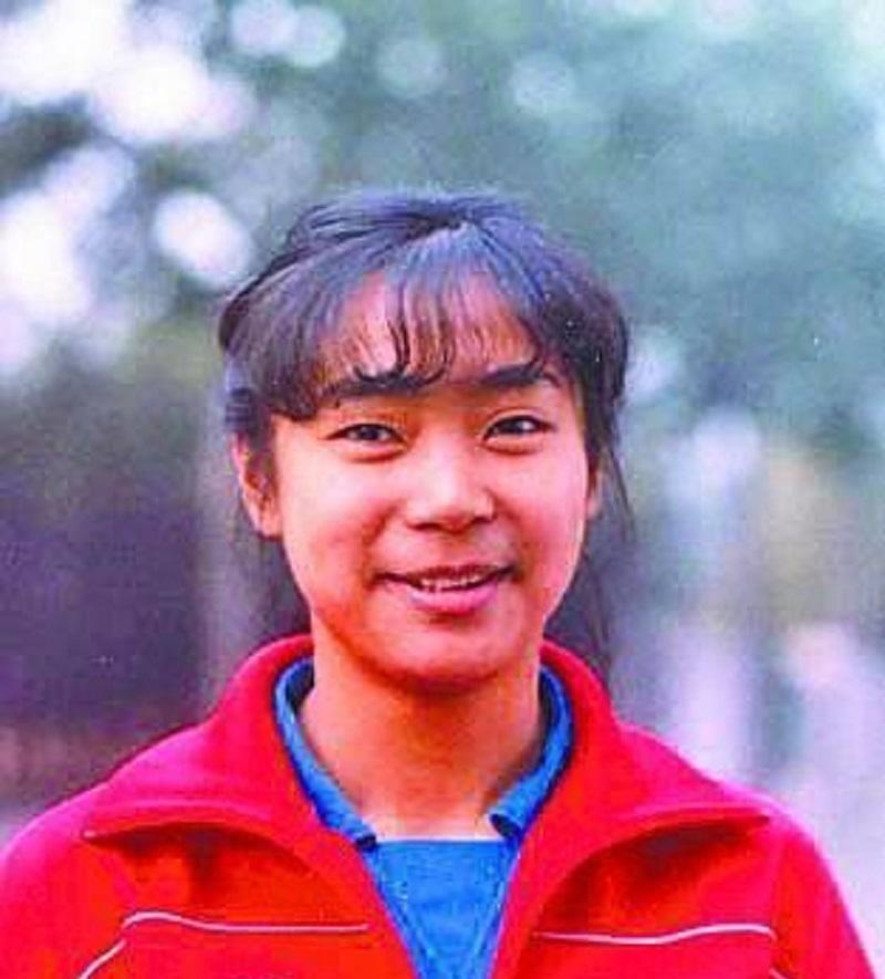 女排传奇梁艳:从"五冠王"到创业富豪,女儿成清华博士!