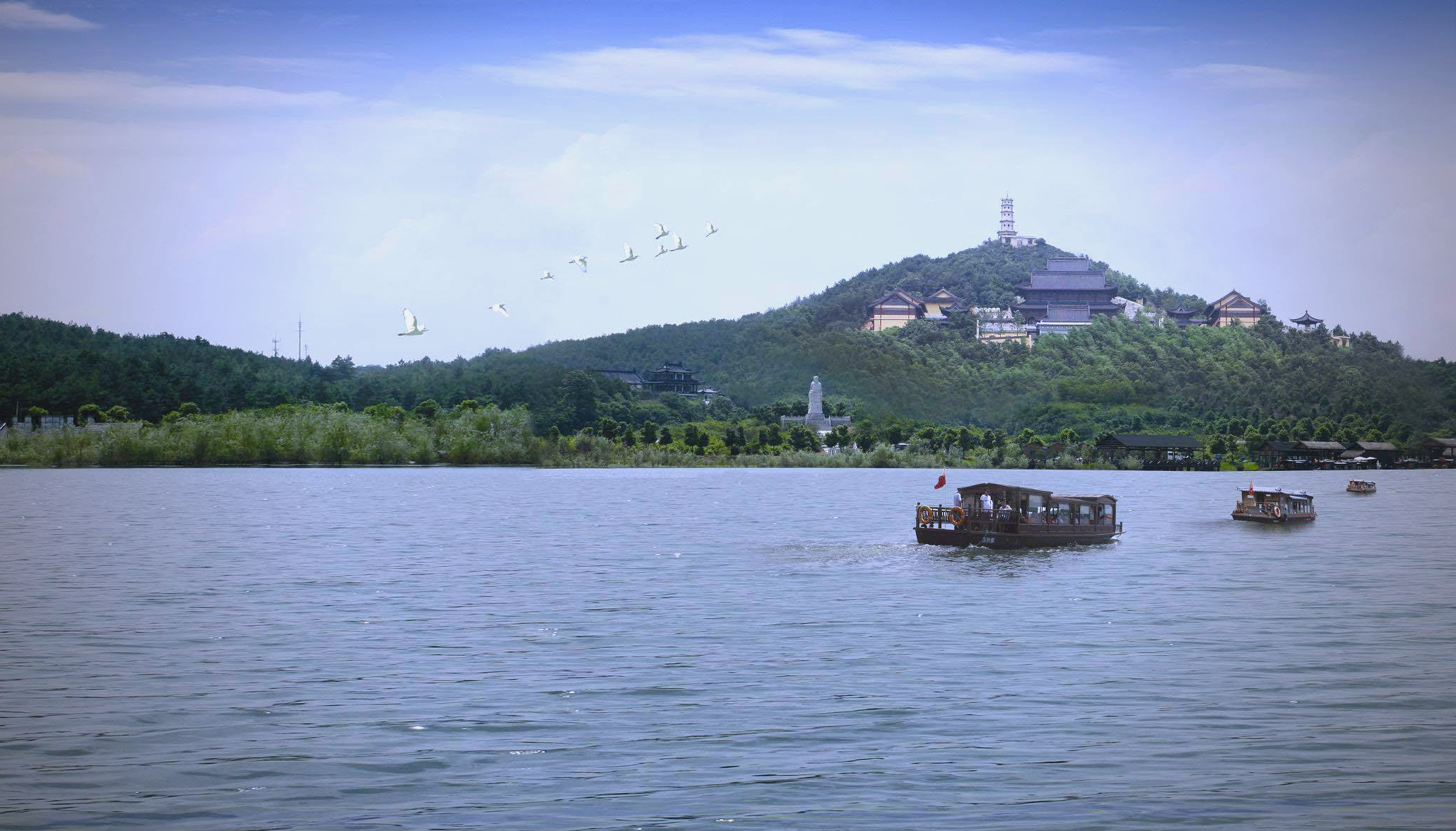 湖州长兴之旅:感受太湖古镇魅力与自然风光
