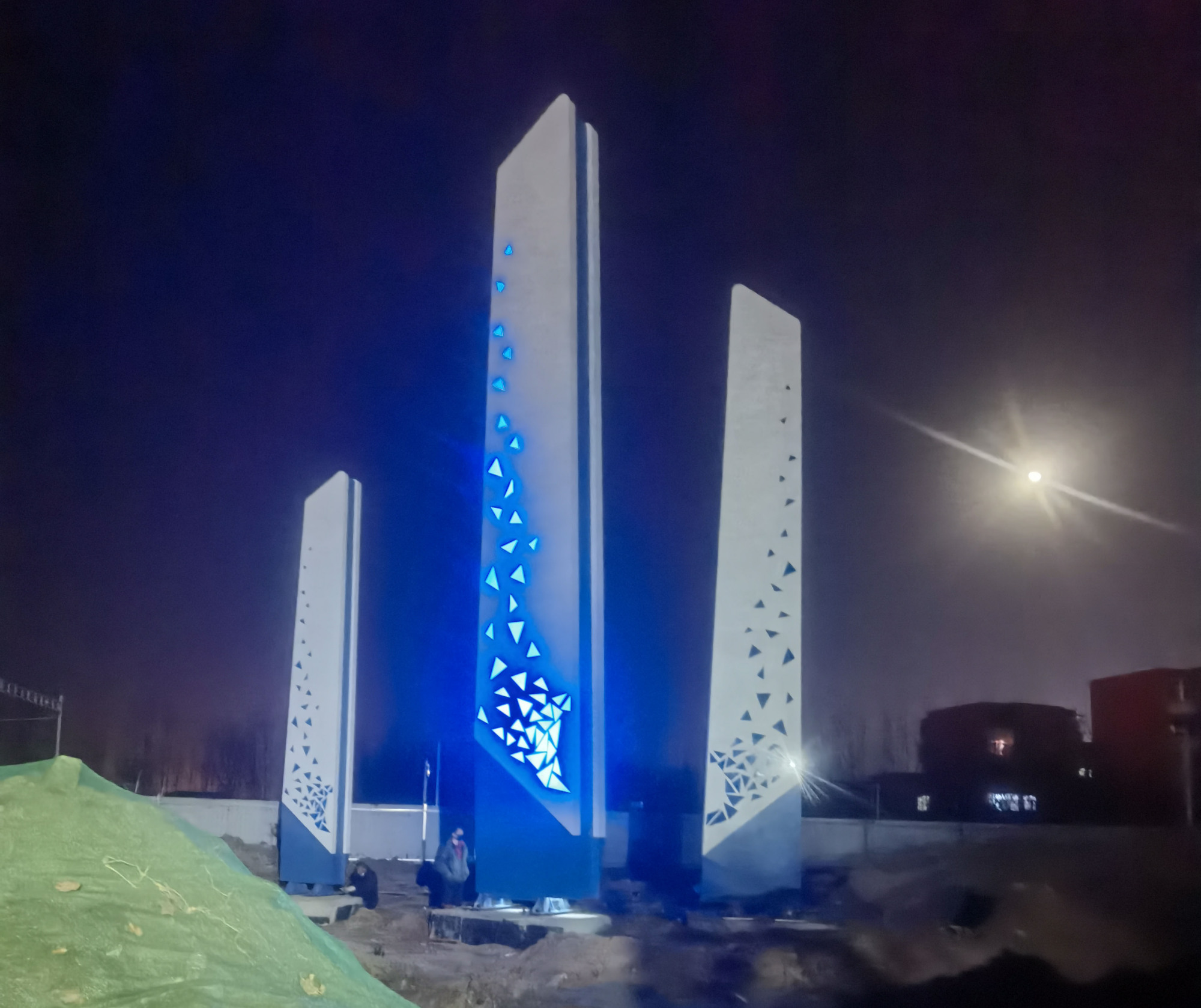 大型不锈钢精神堡垒 不锈钢标识标牌