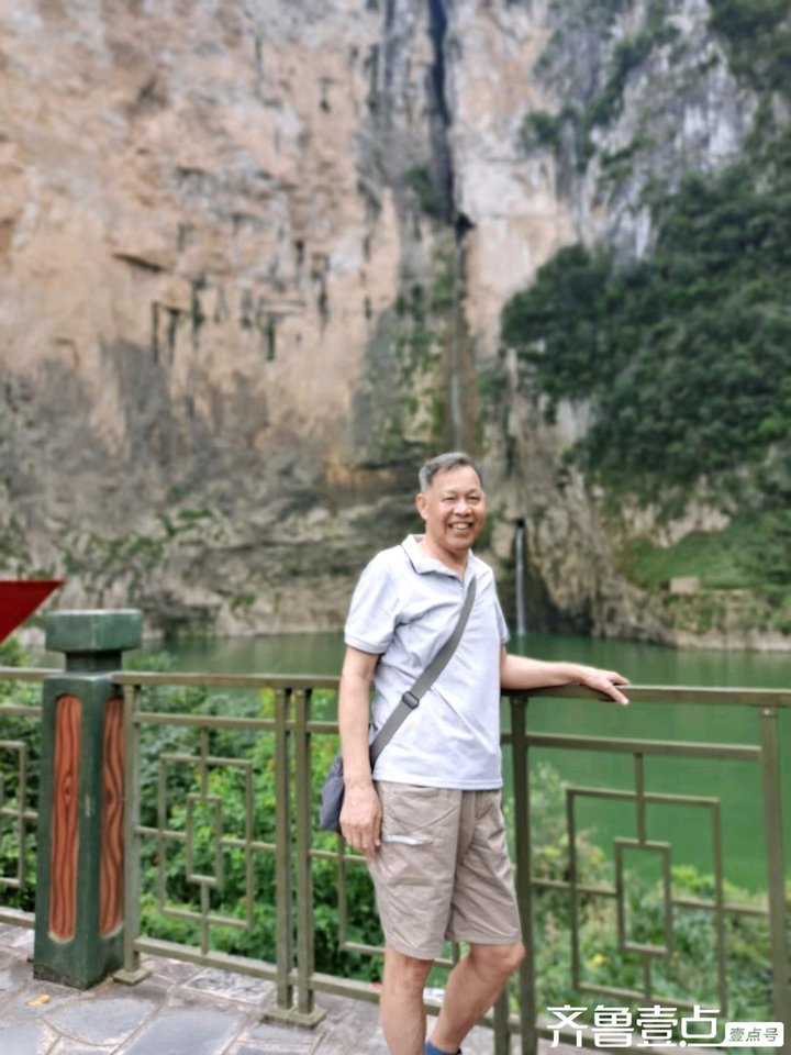 徐复峰:甲辰初伏在湖北建始县花坪镇聚欣湖
