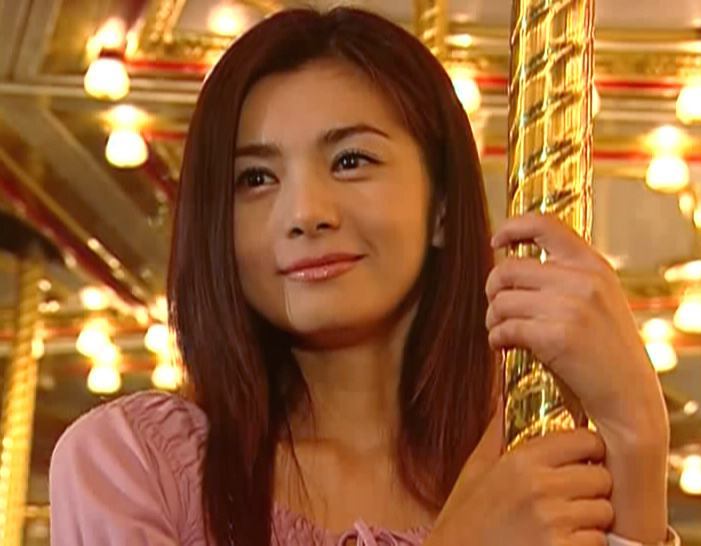 张瑞希:凭借《人鱼小姐》爆红,痴迷周润发,因耍大牌被抵制