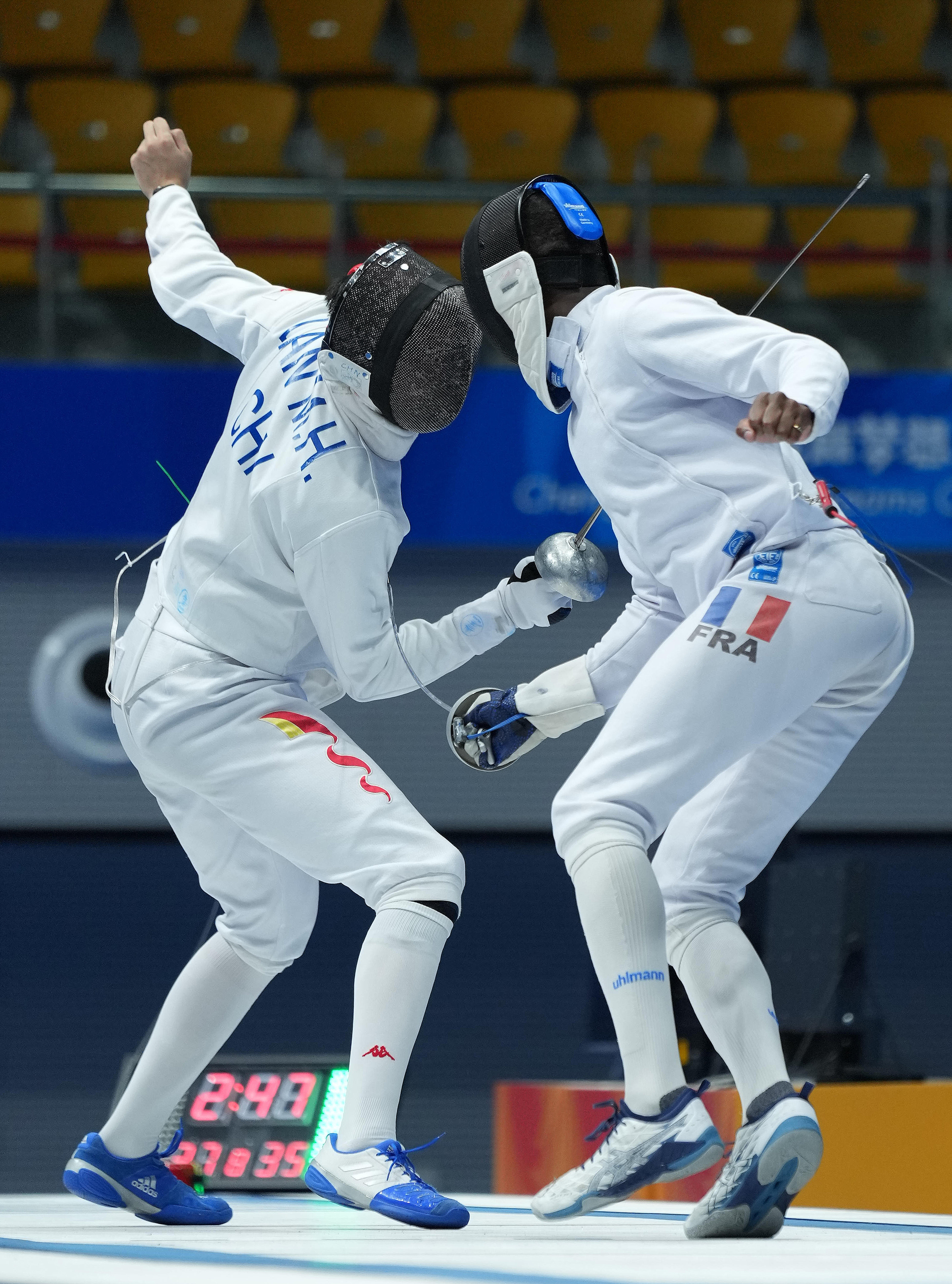 击剑——男子重剑团体:中国队获亚军