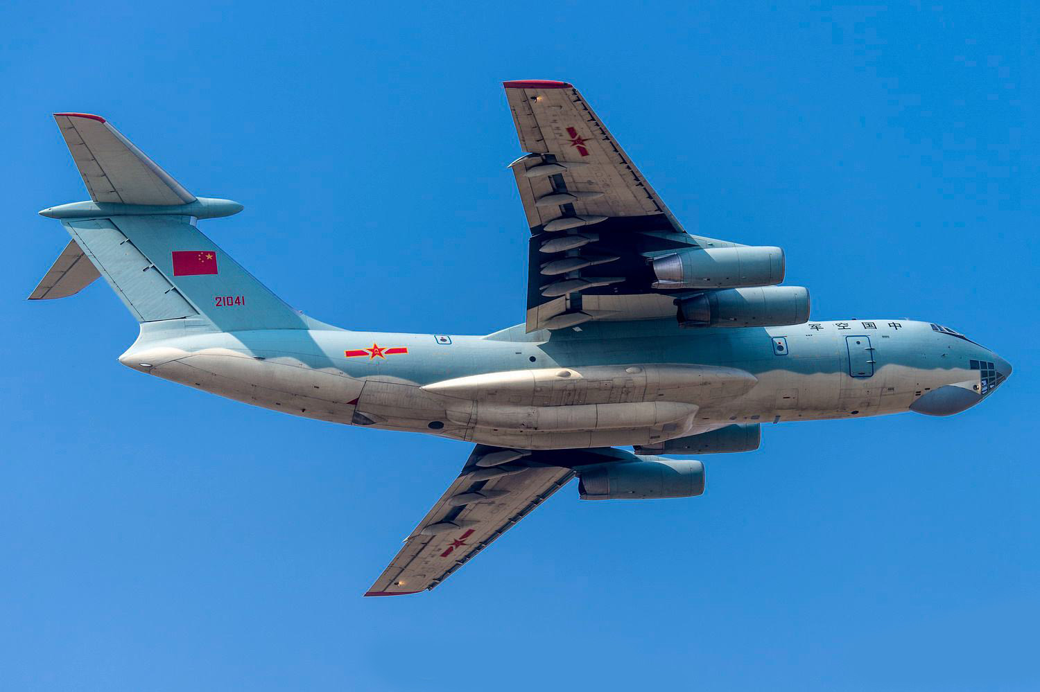 运-20算不上真正意义的战略运输机?那是否有必要研发400吨级的?