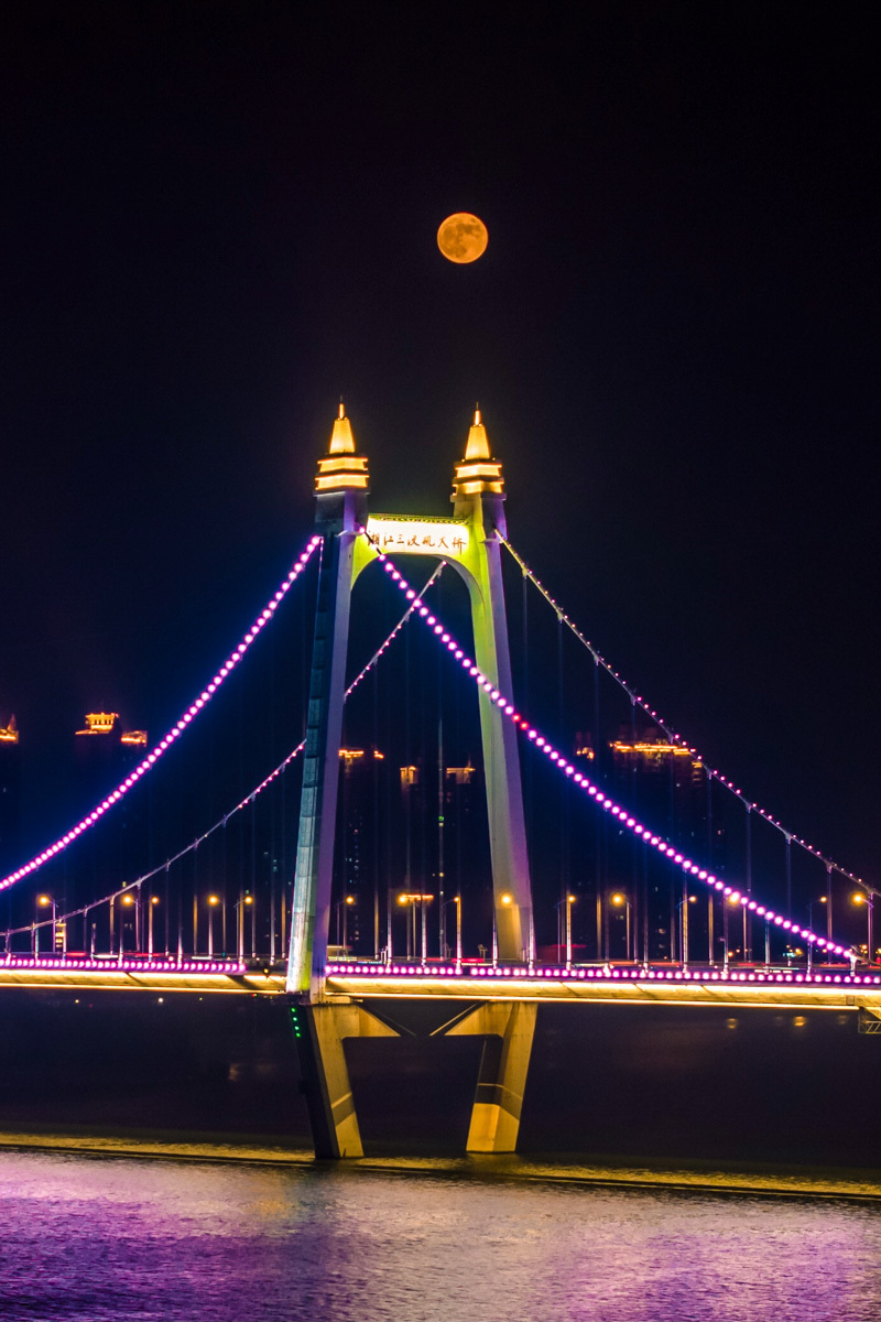 长沙三汊矶大桥夜景图片