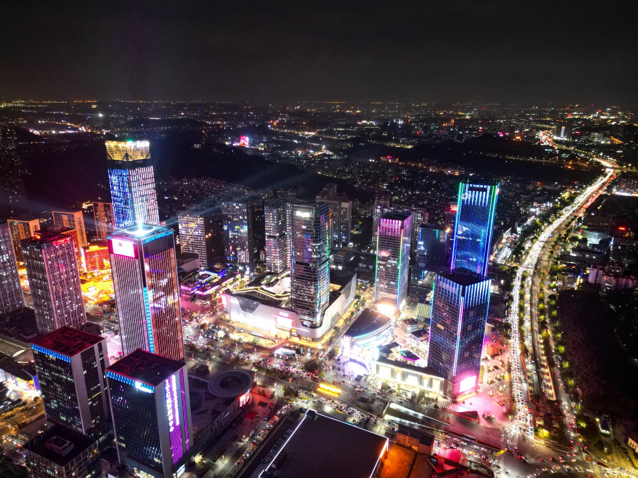 广州唯一!番禺区获评"2024年中国楼宇经济高质量发展示范城区"