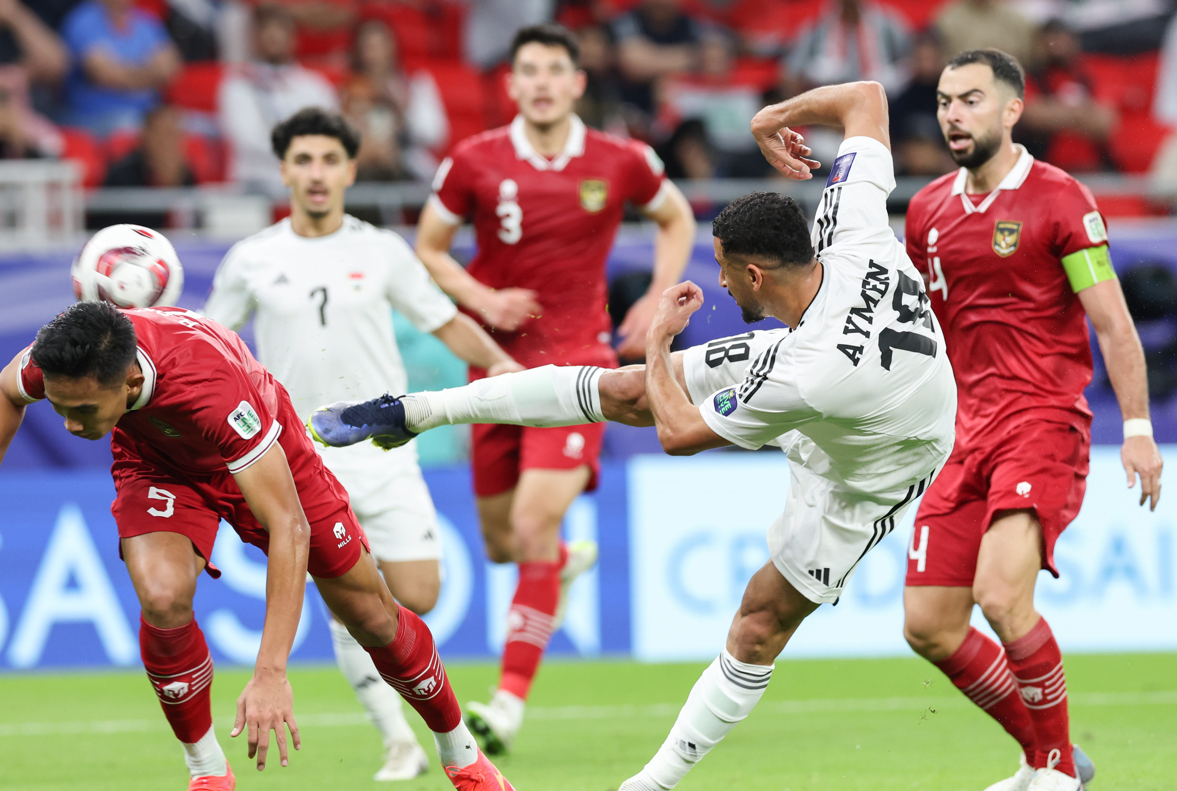 足球——小组赛d组:伊拉克队胜印度尼西亚队