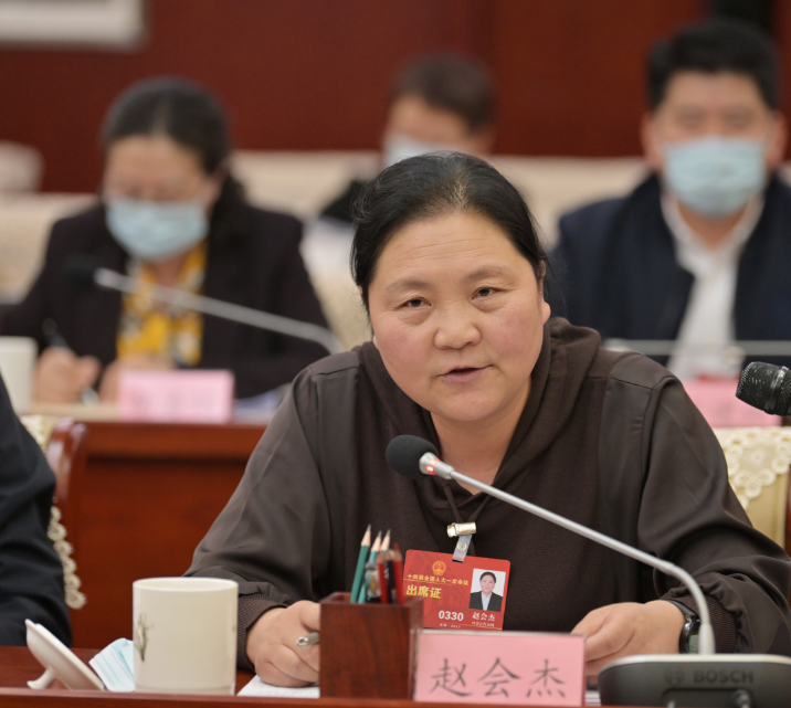 听见你@两会|全国人大代表赵会杰:"让老年人安享晚年,让年轻人有精力