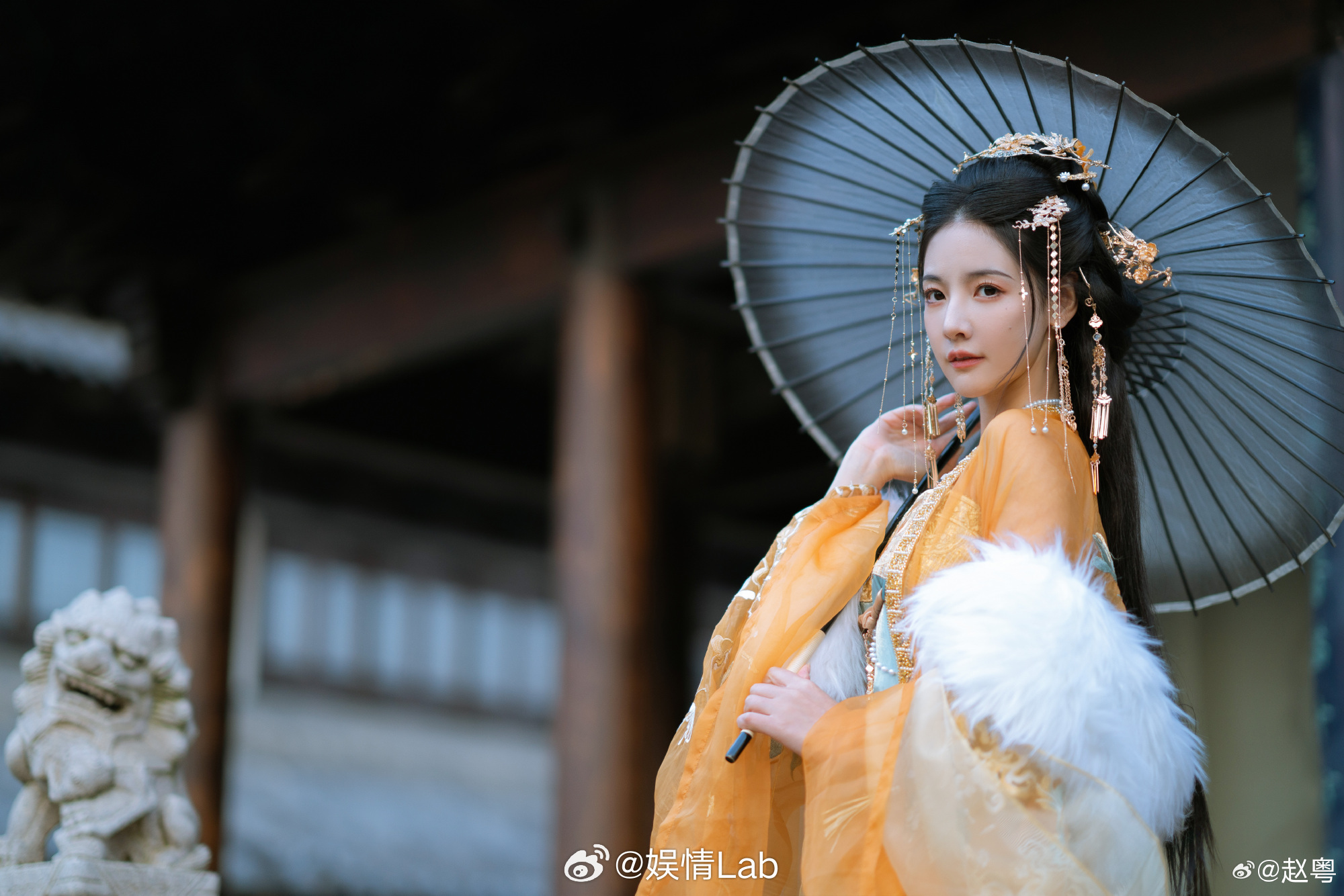 丨@赵粤 古装扮相怎么这么美 真是淡眉如秋水