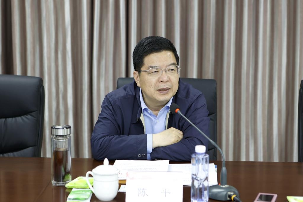 枣庄市委书记,市人大常委会主任陈平带队赴枣庄学院调研督导疫情防控