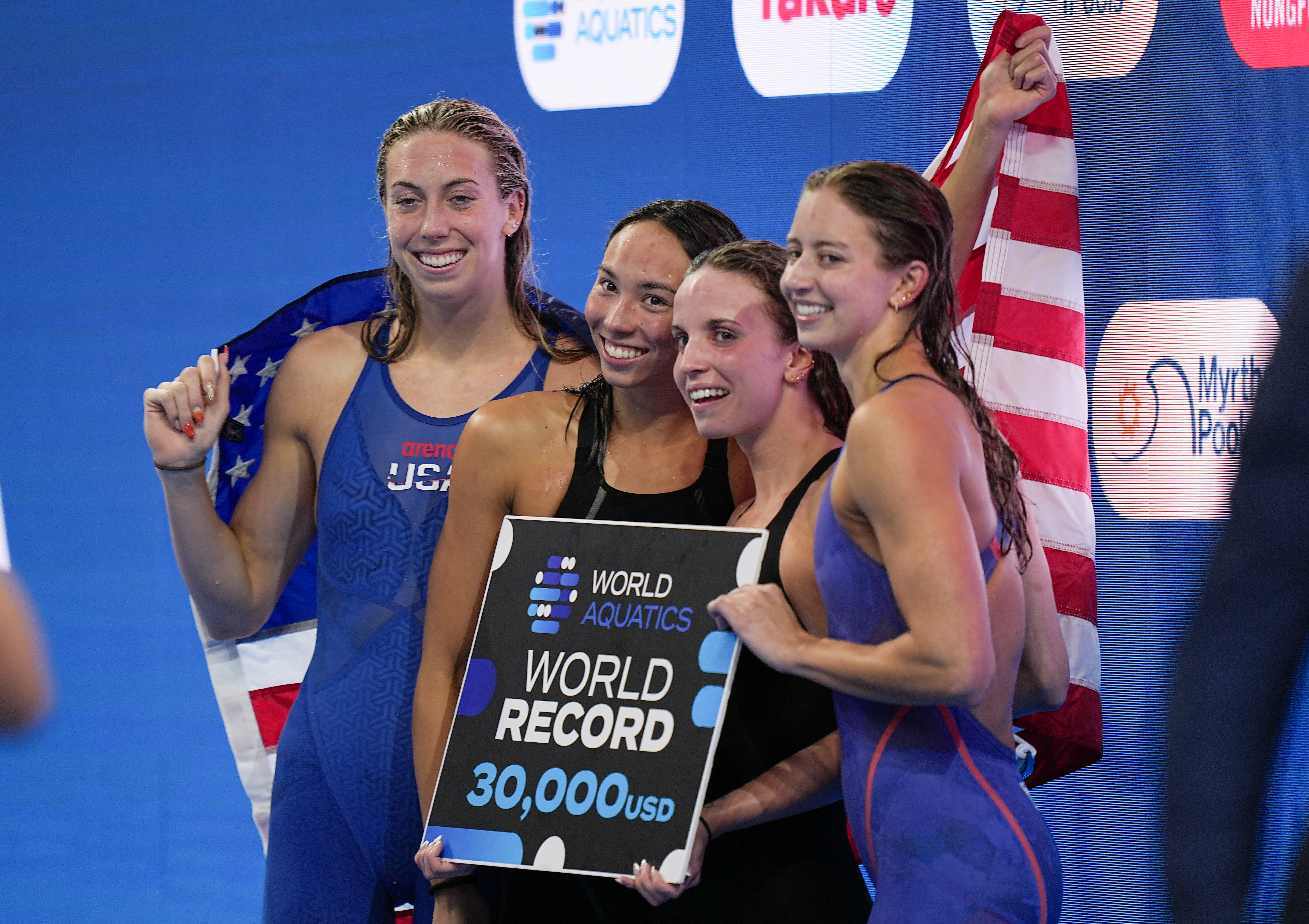 —女子4x100米混合泳接力决赛赛况