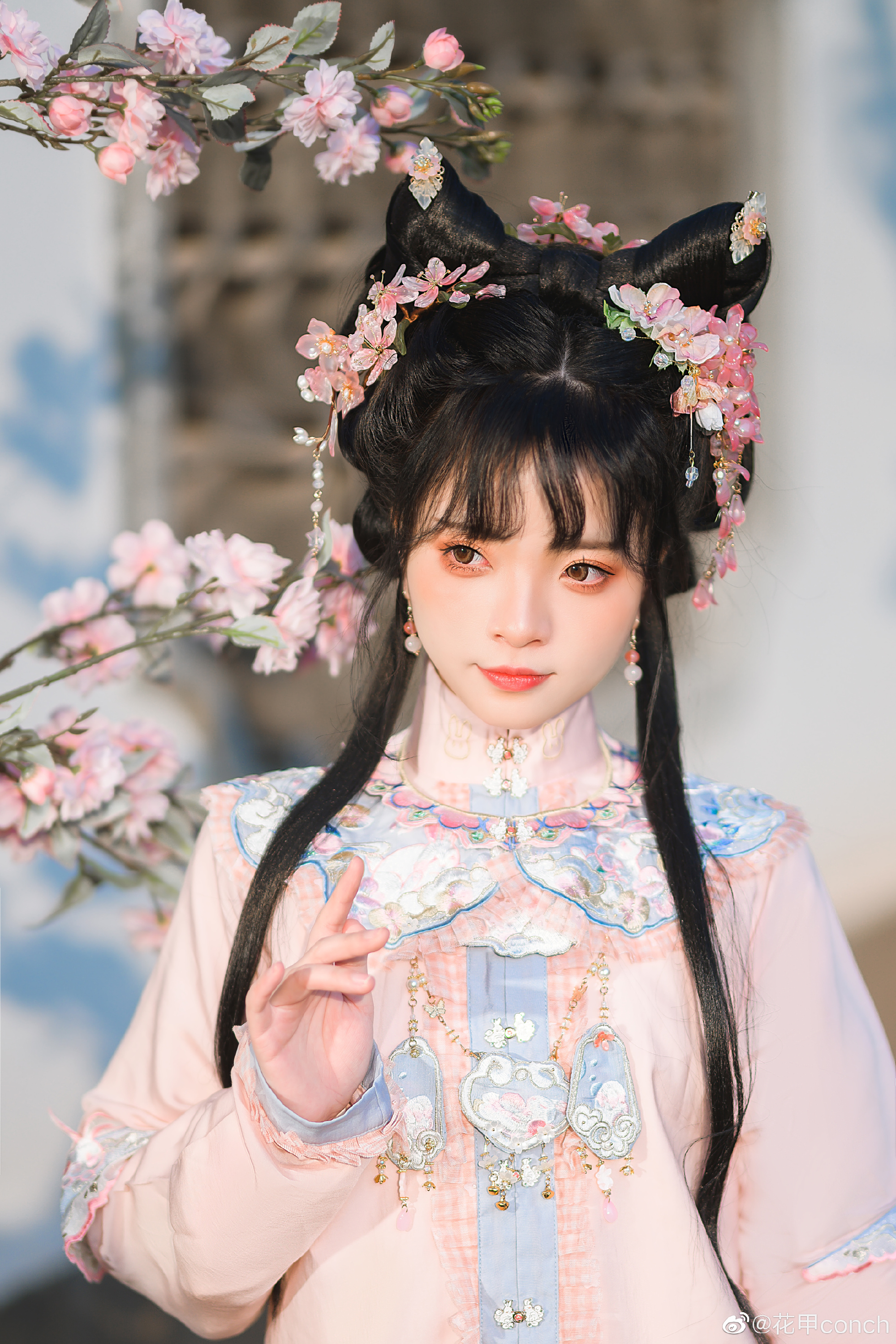 coser花甲conch_桃花汉服少女