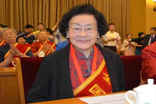 关于北京东直门中医院、怀柔区国医大师黄牛挂号，随便点名用实力说话的信息