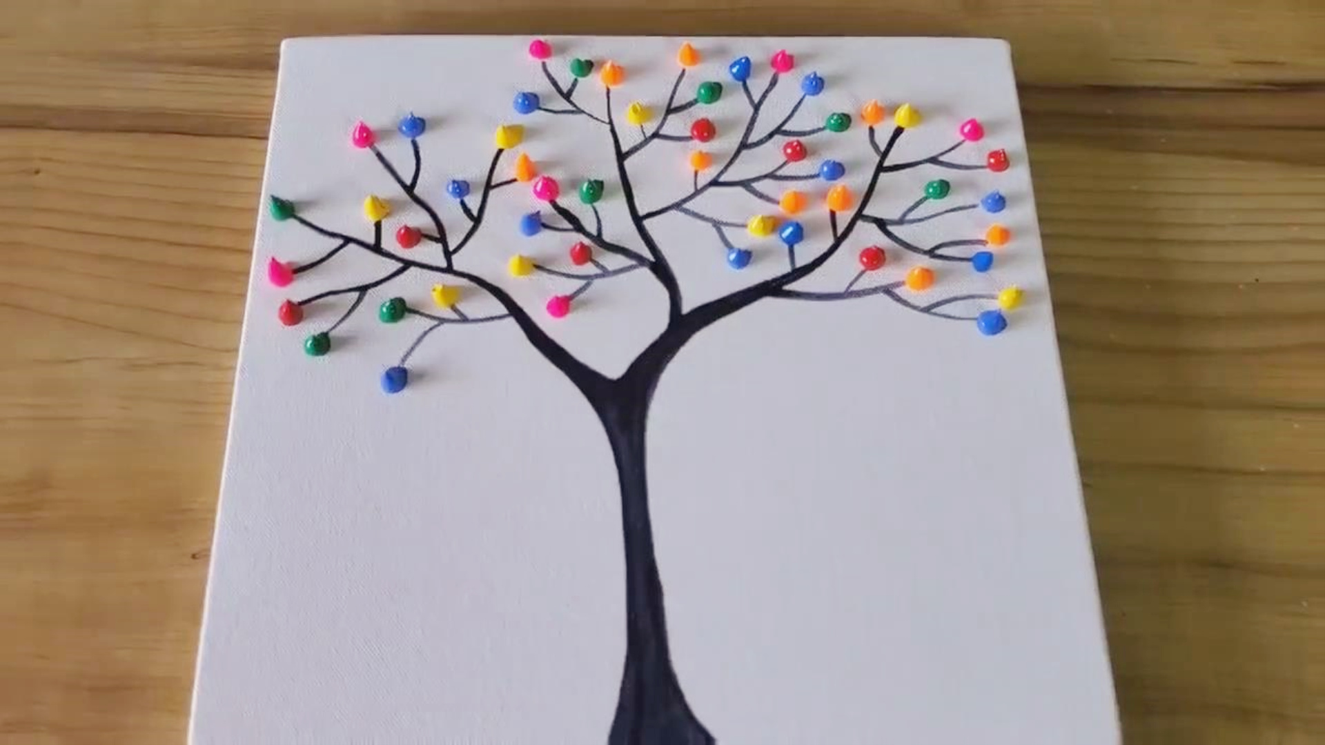 手工绘画作品,带你学习七彩树木的调色方法!