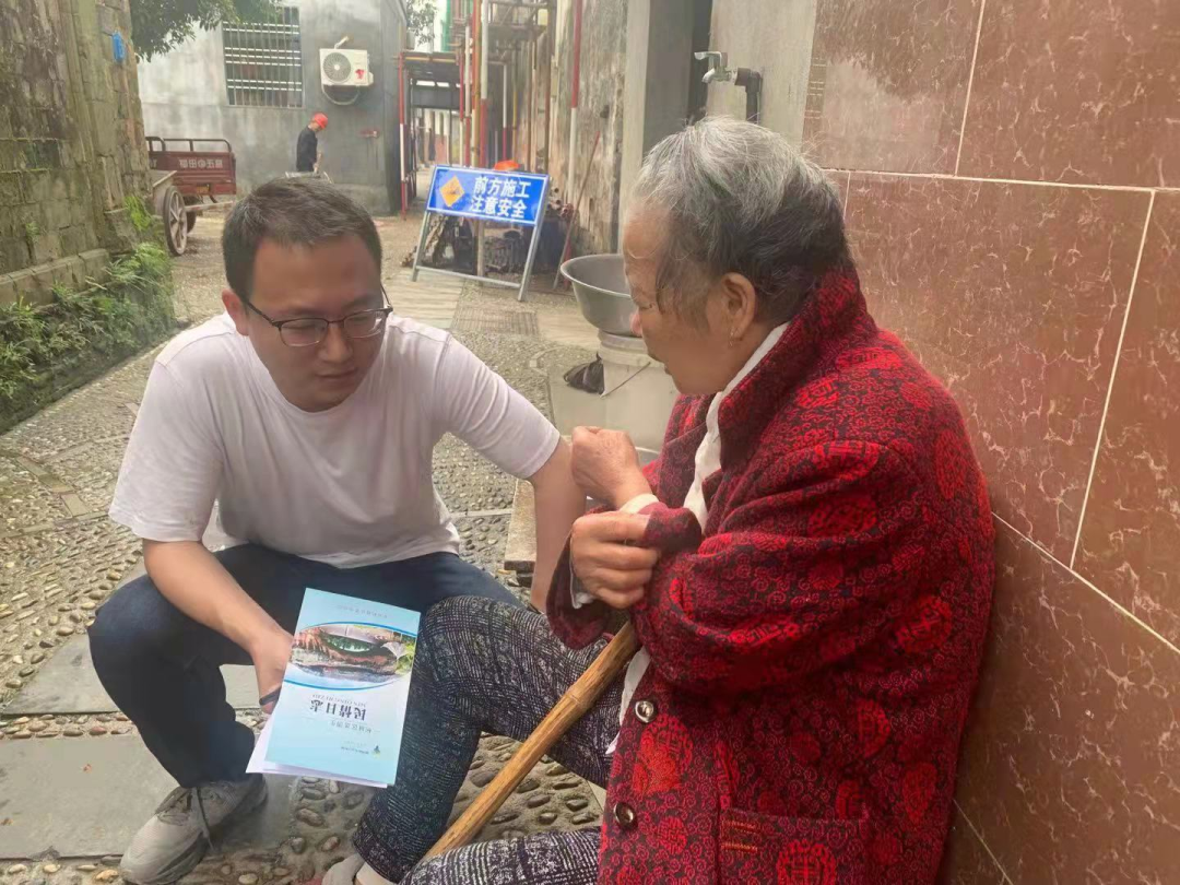 选调生在一线丨傅晨柠:褪去"书生气 乐闻"泥土香"