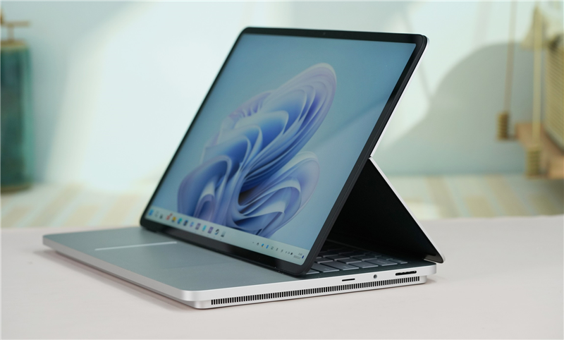 微软surface laptop studio2评测:生产力和游戏性能翻倍提升