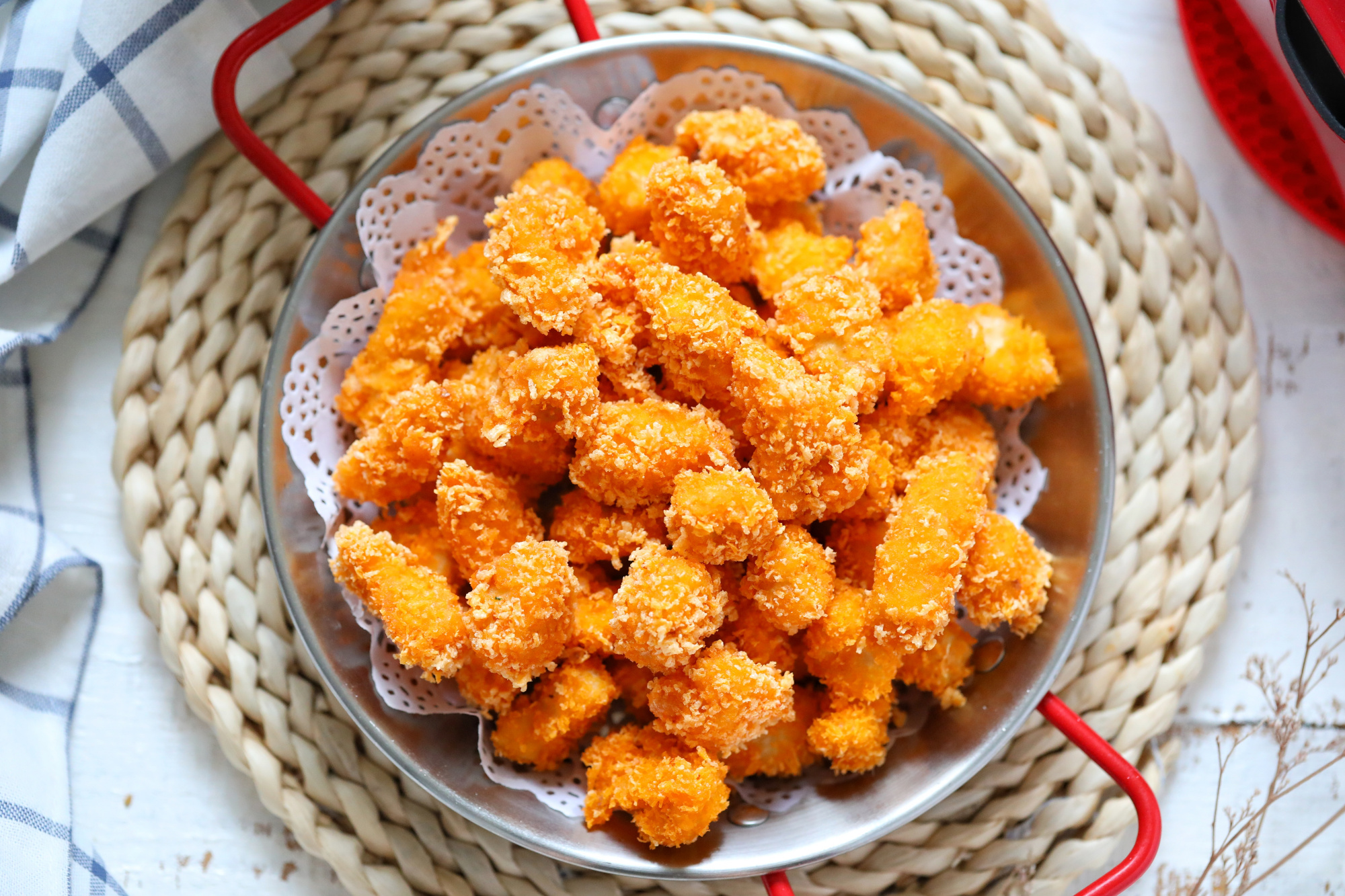 家庭自制鸡米花,比买的还好吃,外酥里嫩味道香,一口一个过瘾