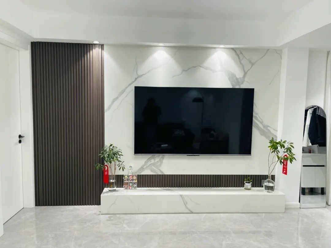 隐形门电视背景墙,让你的客厅更加美观大方!—东易人家