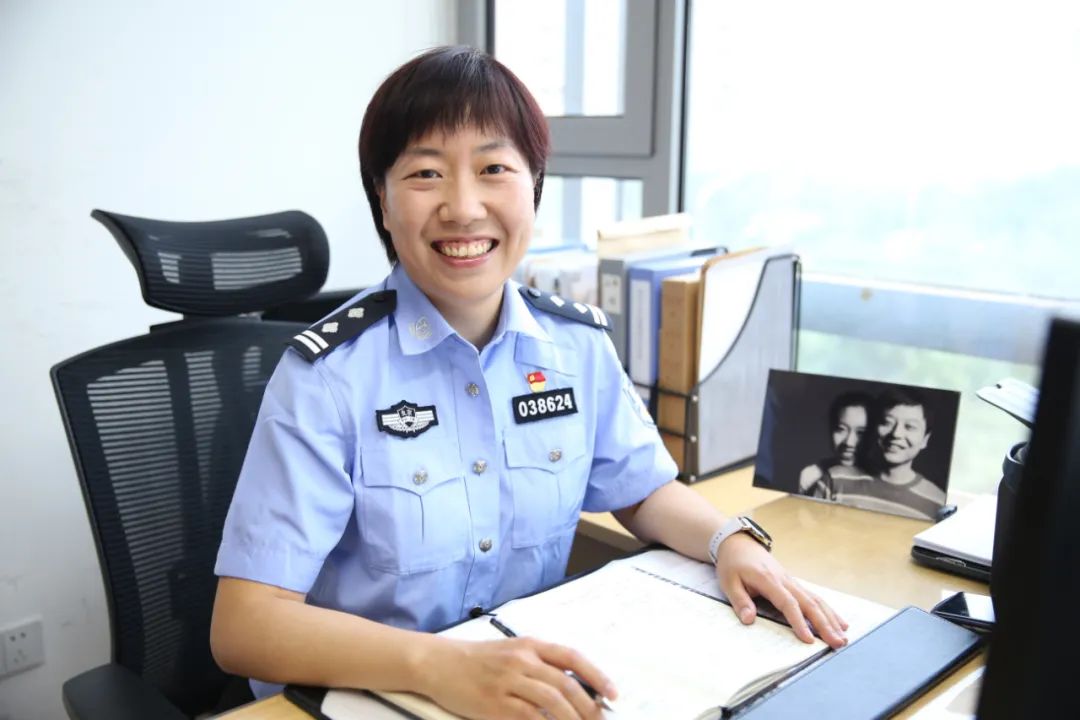 北京警察,笑起来真好看!