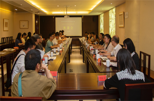 贵州省高校美术名师推介展——赵红星绘画作品展在中天美术馆开幕