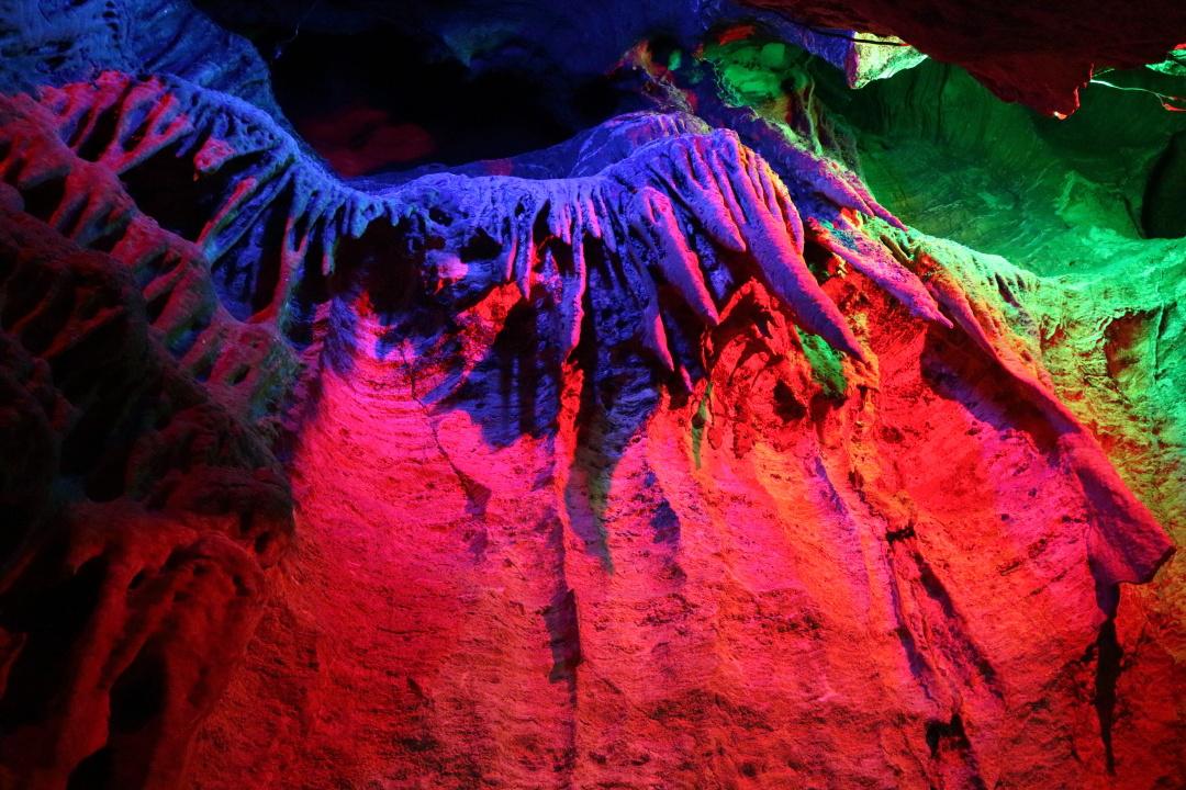 「特惠一日游」年度最佳旅游景点,天梯山 金水洞