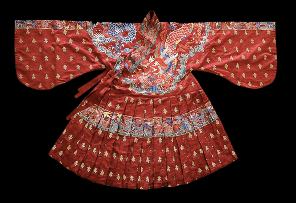 明制国风汉服,重现"寸锦寸金"南京云锦,绚丽华美