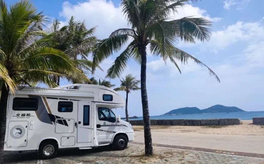 旌航房车北极熊——山海终会相逢,北极熊伴您畅快出行!