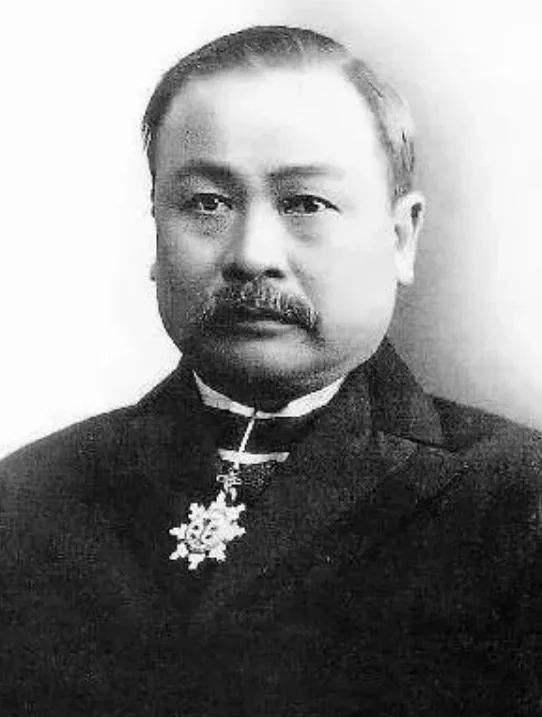 他是留美幼童的耻辱,只要做官就贪污,最终却以海军少将衔善终