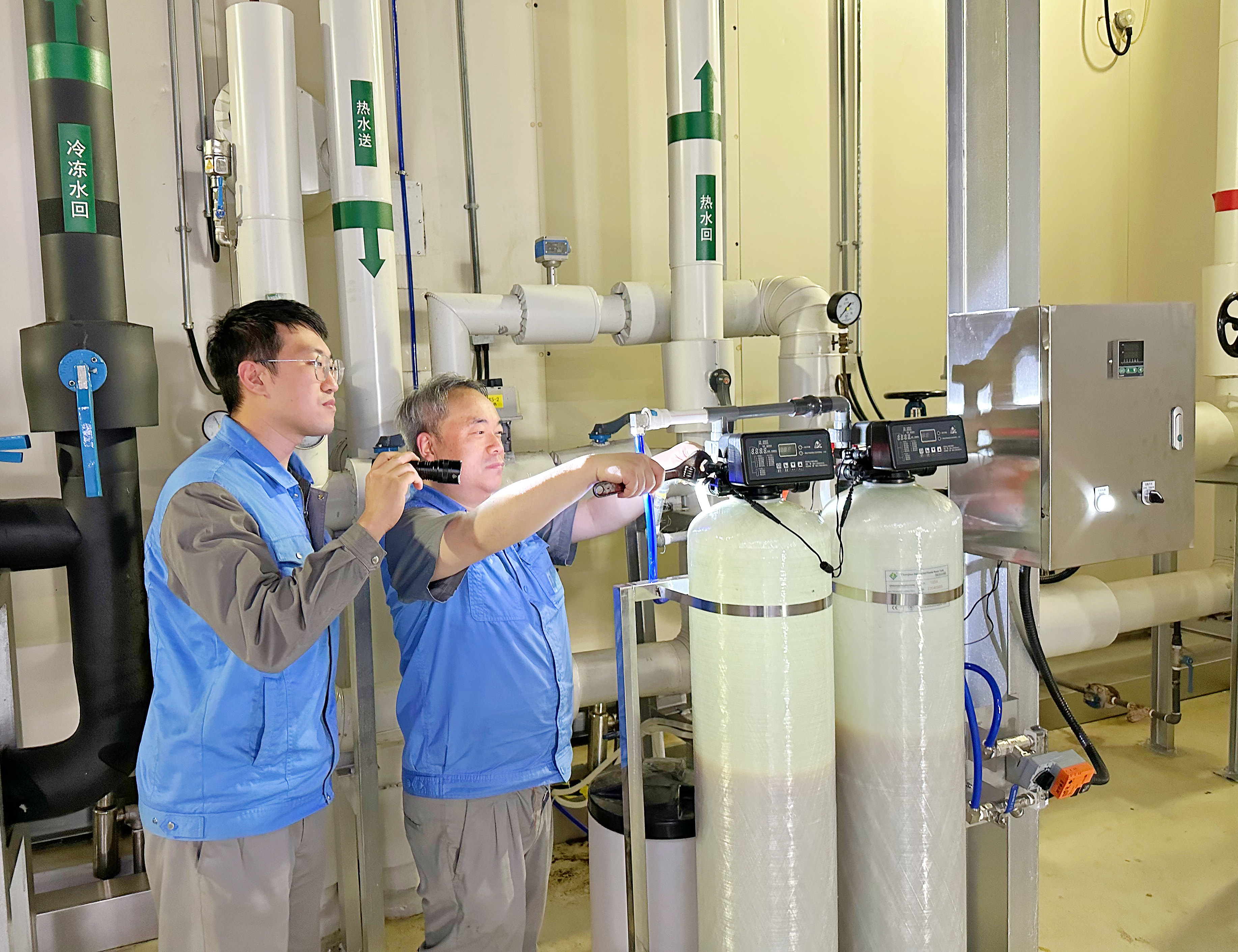 上海烟草积极推进绿色低碳转型发展——擦亮高质量发展新底色