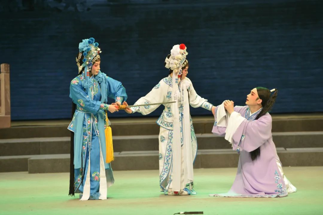 莆仙戏传统剧目《白蛇传》全剧在线看