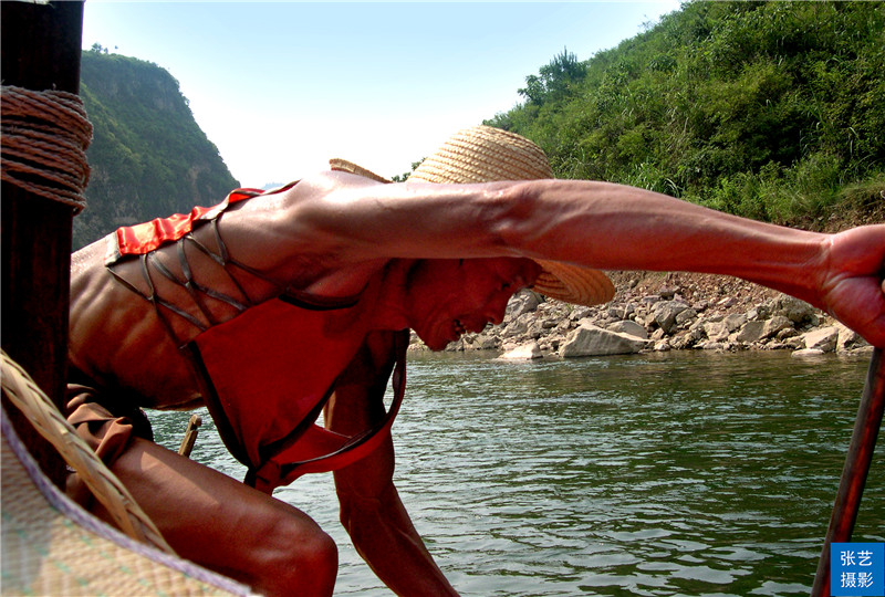 长江三峡纤夫淹没的风景:纤夫古道拉出三峡历史,20世纪未的绝响