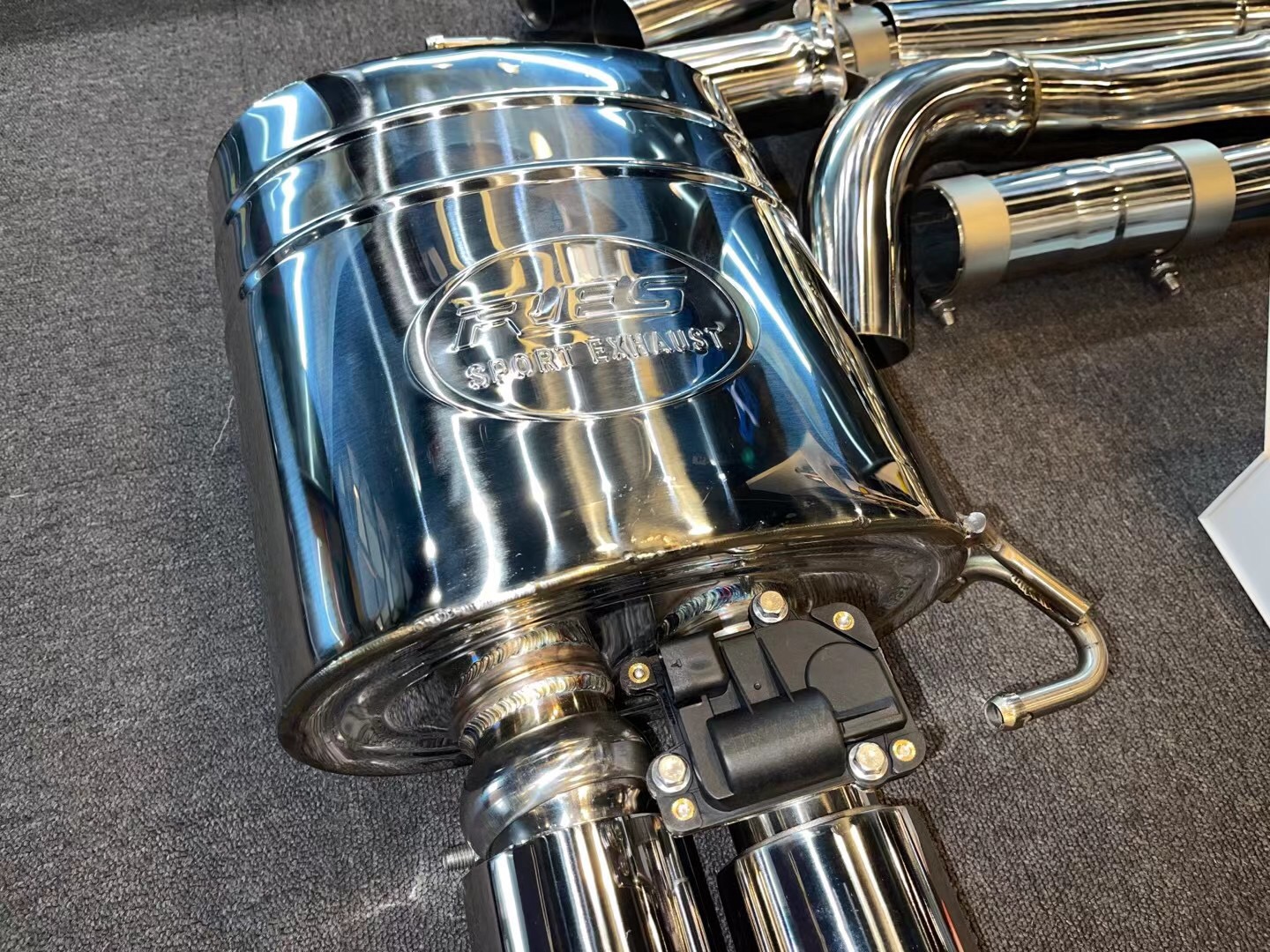 res排气 奥迪a7 c8 2.0t 三元头段 中尾段阀门排气 准备上车!