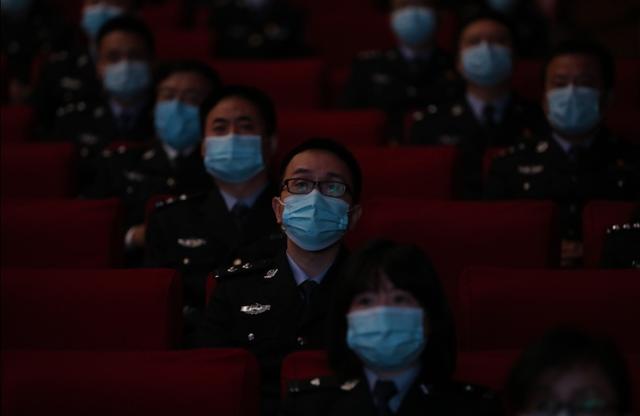 英模凝聚力量 典范映照初心